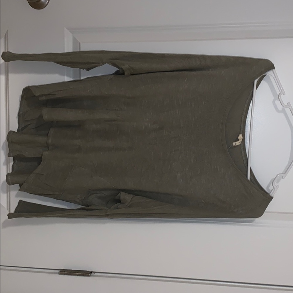 Long sleeve shirt